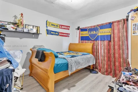 440 NW 119th Miami FL 33168