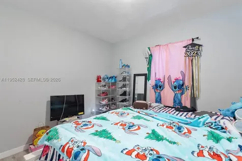 440 NW 119th Miami FL 33168