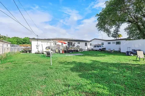 440 NW 119th Miami FL 33168