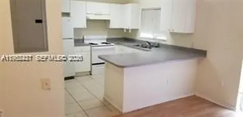 3926 SW 52nd Avenue Pembroke Park FL 33023