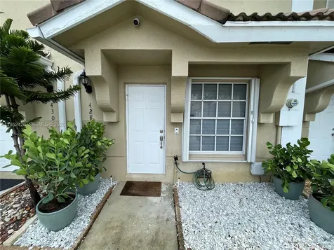 Pembroke Pines FL 33025
