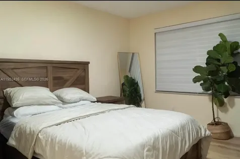 Pembroke Pines FL 33025
