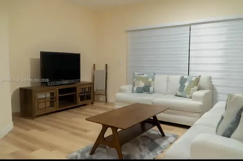 Pembroke Pines FL 33025