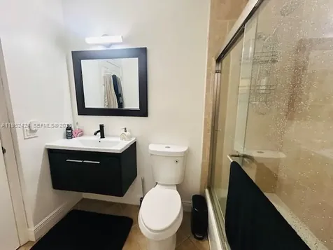 560 NW 82nd Place Miami FL 33126