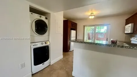 560 NW 82nd Place Miami FL 33126