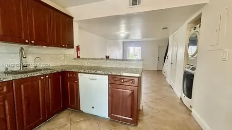 560 NW 82nd Place Miami FL 33126