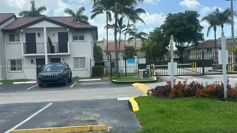 560 NW 82nd Place Miami FL 33126