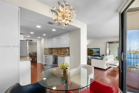 4000 Towerside Terrace Miami FL 33138