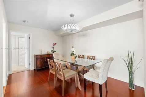 4000 Towerside Terrace Miami FL 33138