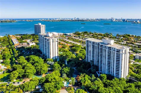 4000 Towerside Terrace Miami FL 33138