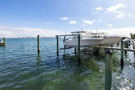 4000 Towerside Terrace Miami FL 33138