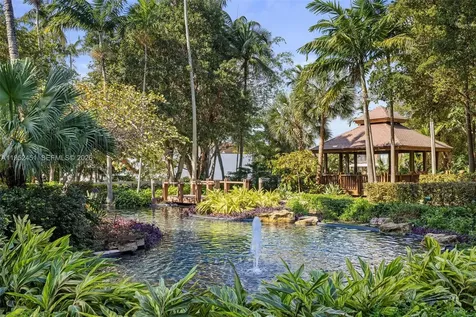 4000 Towerside Terrace Miami FL 33138