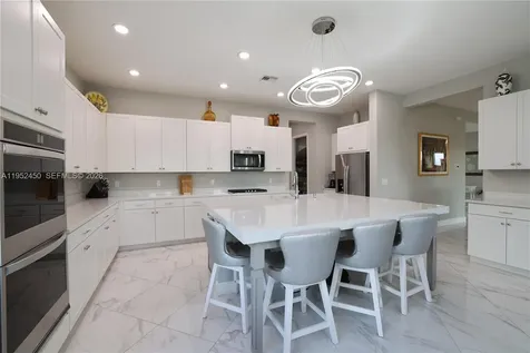 5669 Liberty Lane Westlake FL 33470