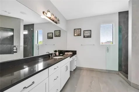 8645 NW 39th Court Coral Springs FL 33065
