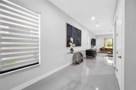 8645 NW 39th Court Coral Springs FL 33065