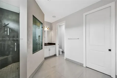 8645 NW 39th Court Coral Springs FL 33065