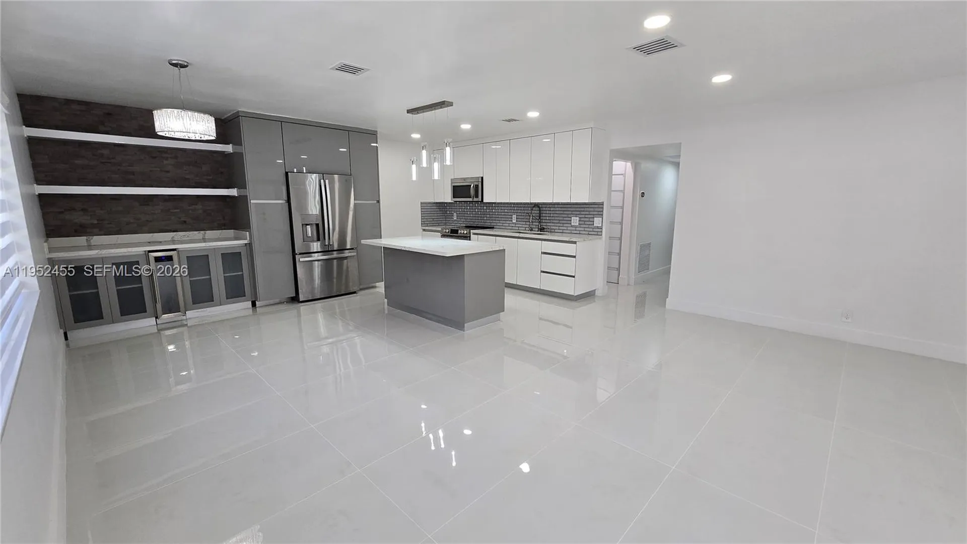Hollywood FL 33024