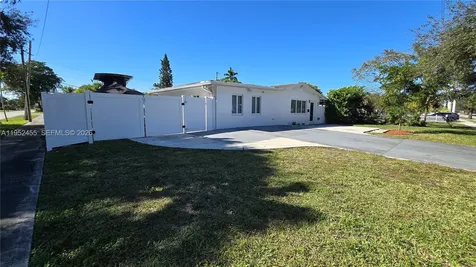 Hollywood FL 33024