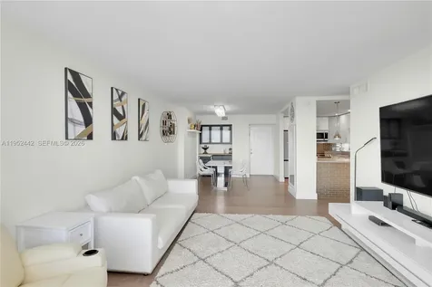 100 Bayview Drive Sunny Isles Beach FL 33160