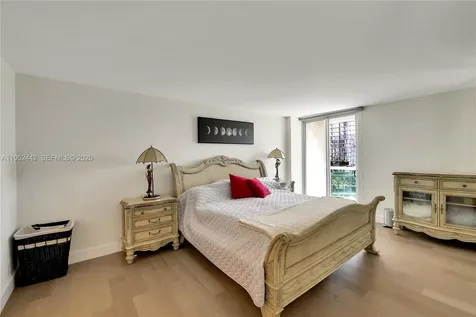 100 Bayview Drive Sunny Isles Beach FL 33160