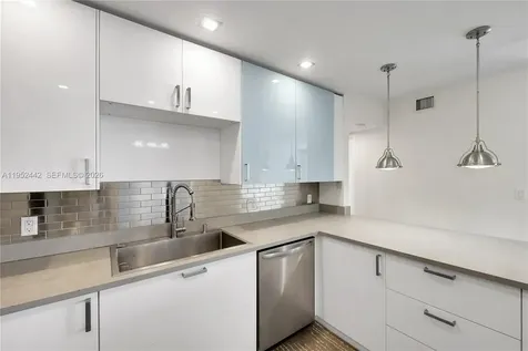 100 Bayview Drive Sunny Isles Beach FL 33160