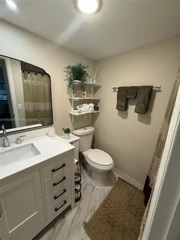 774 Burgundy Q Delray Beach FL 33484