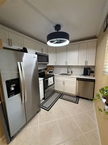 774 Burgundy Q Delray Beach FL 33484