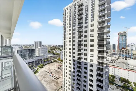 11 NE 6 Street Miami FL 33132