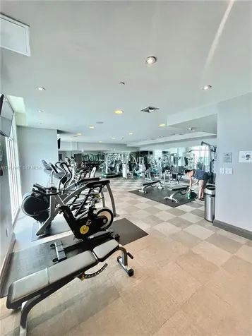 2525 SW 3rd Avenue Miami FL 33129