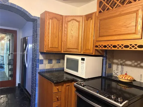 732 NW 43rd Court Fort Lauderdale FL 33309