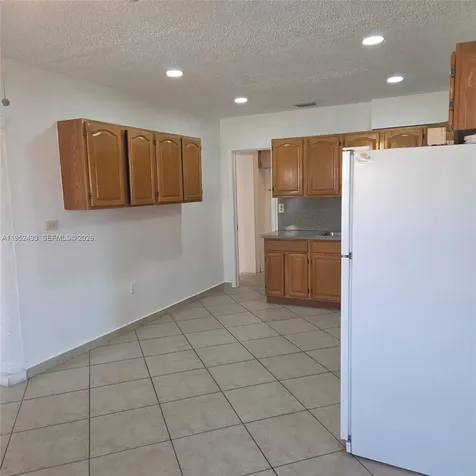 7056 SW 22nd Street Miami FL 33155