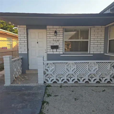 7056 SW 22nd Street Miami FL 33155
