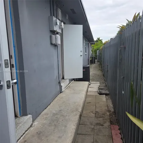 7056 SW 22nd Street Miami FL 33155