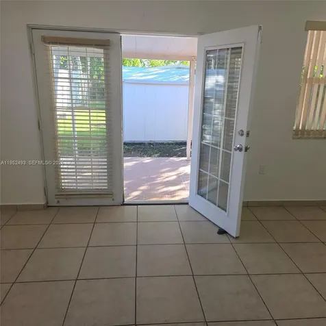 7056 SW 22nd Street Miami FL 33155