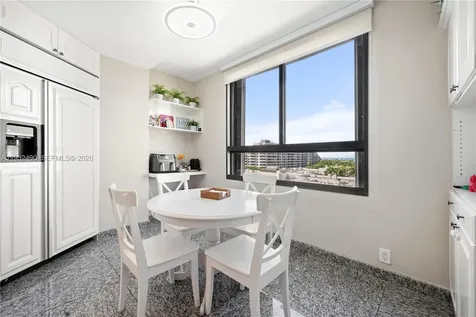 251 Crandon Boulevard Key Biscayne FL 33149