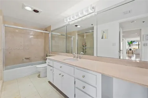 251 Crandon Boulevard Key Biscayne FL 33149