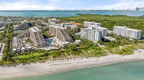 251 Crandon Boulevard Key Biscayne FL 33149