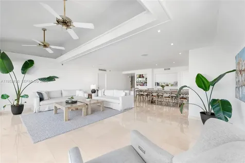 251 Crandon Boulevard Key Biscayne FL 33149