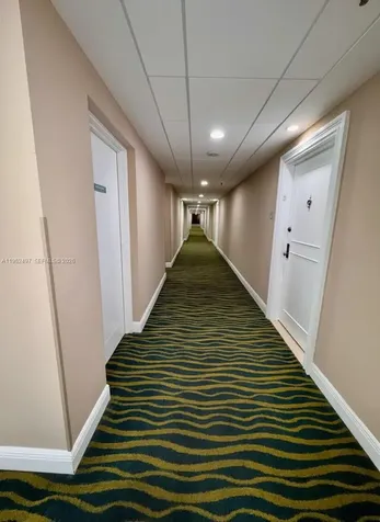 2401 Collins Avenue Miami Beach FL 33140