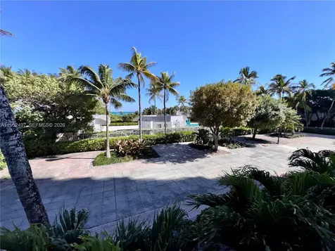 2401 Collins Avenue Miami Beach FL 33140