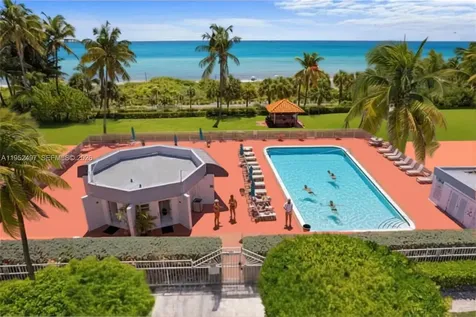 2401 Collins Avenue Miami Beach FL 33140