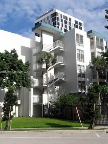 201 178th Drive Sunny Isles Beach FL 33160