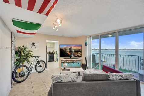 7601 E Treasure Drive North Bay Village FL 33141