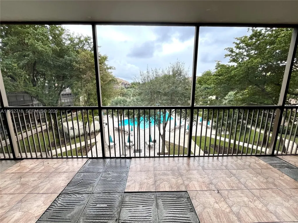 2806 N 46th Avenue Hollywood FL 33021