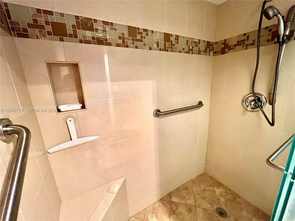 2806 N 46th Avenue Hollywood FL 33021