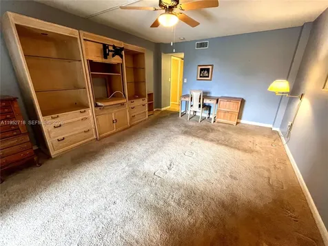 2806 N 46th Avenue Hollywood FL 33021
