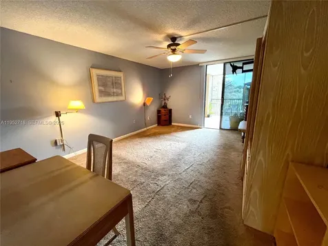 2806 N 46th Avenue Hollywood FL 33021