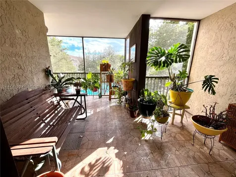 2806 N 46th Avenue Hollywood FL 33021