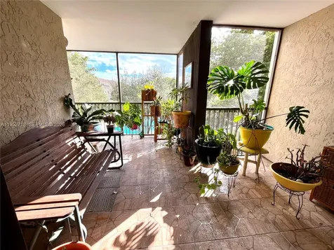 2806 N 46th Avenue Hollywood FL 33021