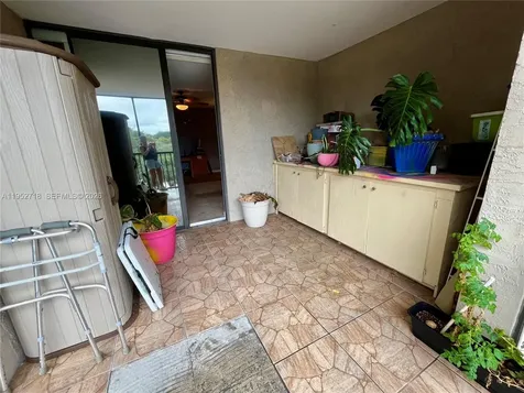 2806 N 46th Avenue Hollywood FL 33021